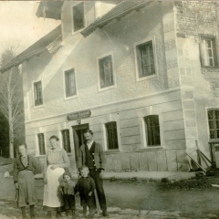 Ehem. Gasthaus "Tauglmaut" in Vigaun