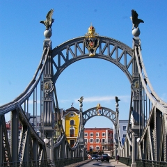 Länderbrücke Richtung Laufen