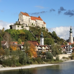 Stadt Burghausen vom Süden.