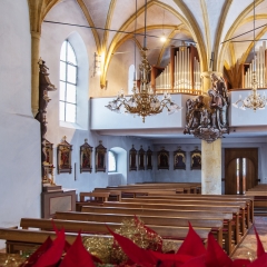 "Orgelkrippe" und Joseph-Mohr-Gedächtnisorgel 1952 in der Pfarr