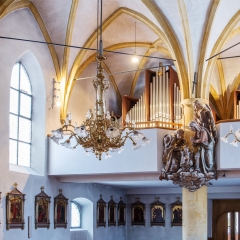 "Orgelkrippe" und Joseph-Mohr-Gedächtnisorgel 1952 in der Pfarr