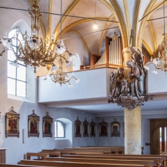 "Orgelkrippe" und Joseph-Mohr-Gedächtnisorgel 1952 in der Pfarr